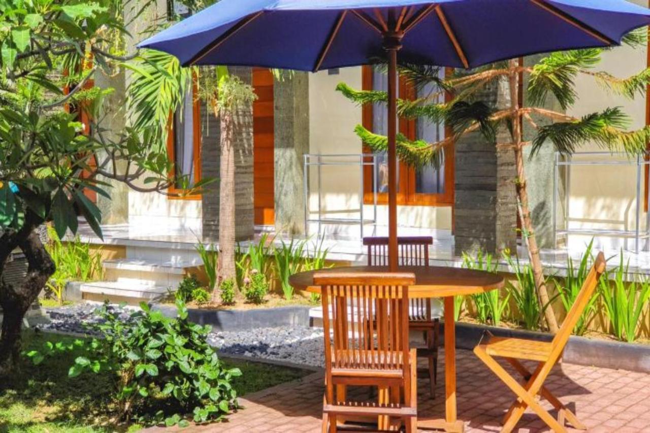 Oyo Flagship 91237 Ratu Guest House Kedunganan ภายนอก รูปภาพ